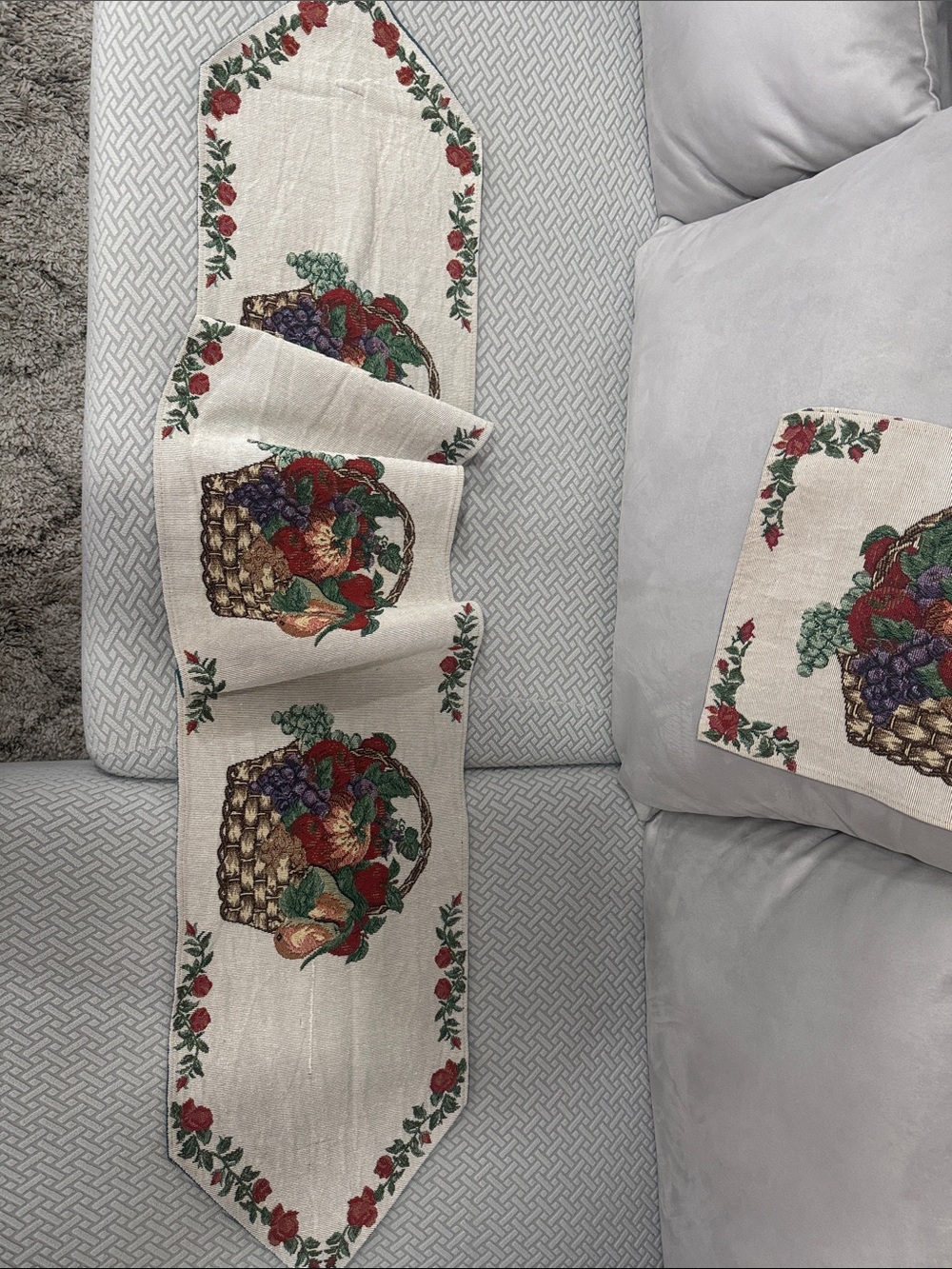 Vintage Tapestry Fruit Basket Embroidered Table Runner and 2 Placemats 70” Long